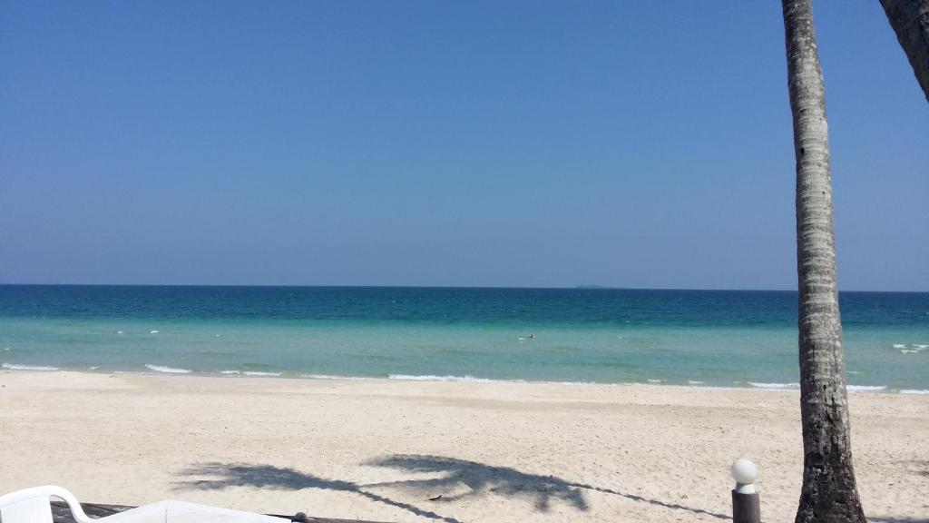 Nana Beach Hotel & Resort Pathiu Dış mekan fotoğraf