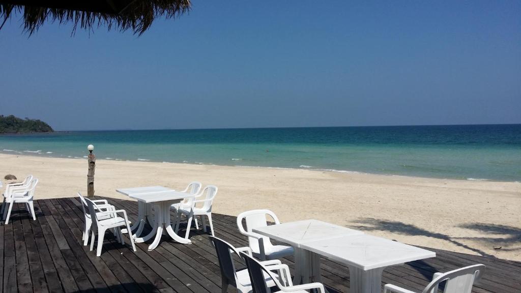 Nana Beach Hotel & Resort Pathiu Dış mekan fotoğraf
