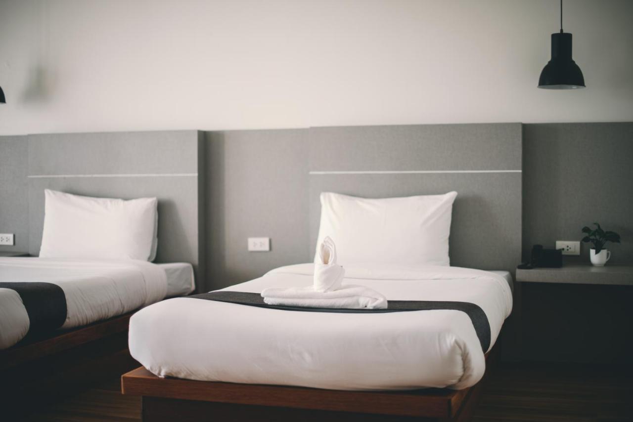 Nana Beach Hotel & Resort Pathiu Dış mekan fotoğraf