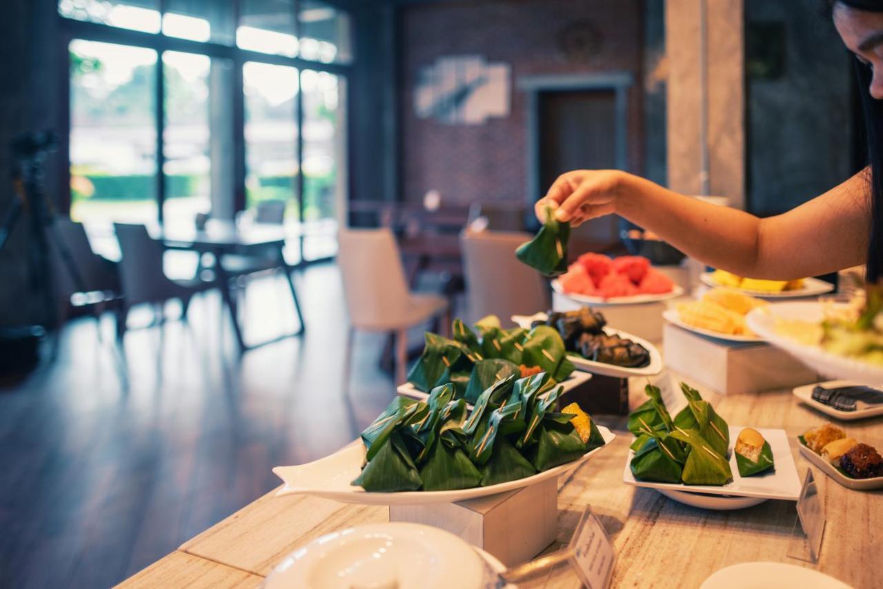 Nana Beach Hotel & Resort Pathiu Dış mekan fotoğraf