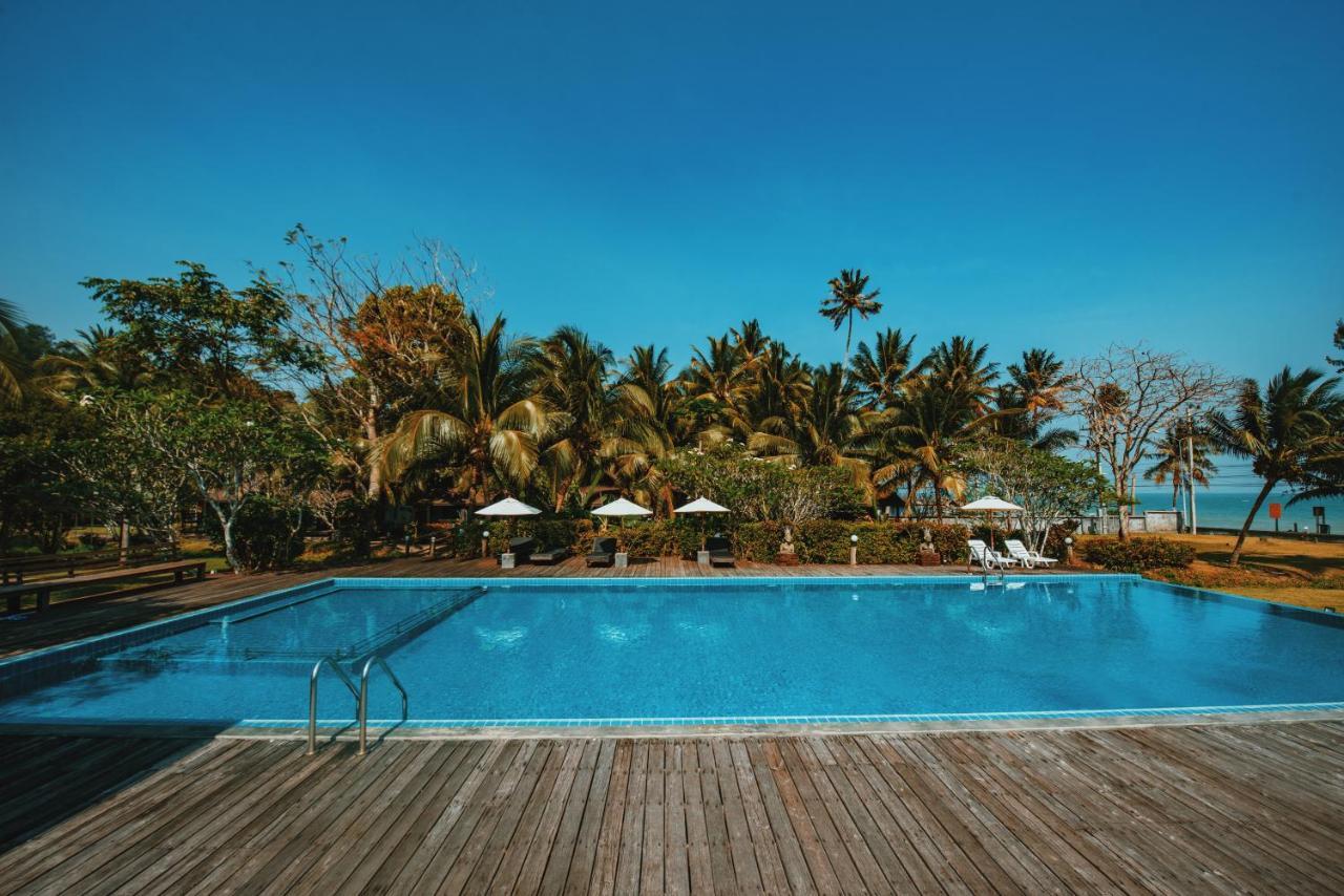 Nana Beach Hotel & Resort Pathiu Dış mekan fotoğraf